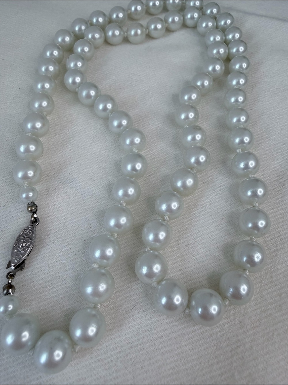 Vintage Faux Pearl Knotted Necklace - 1950s-60s- Elegant Women Jewelry